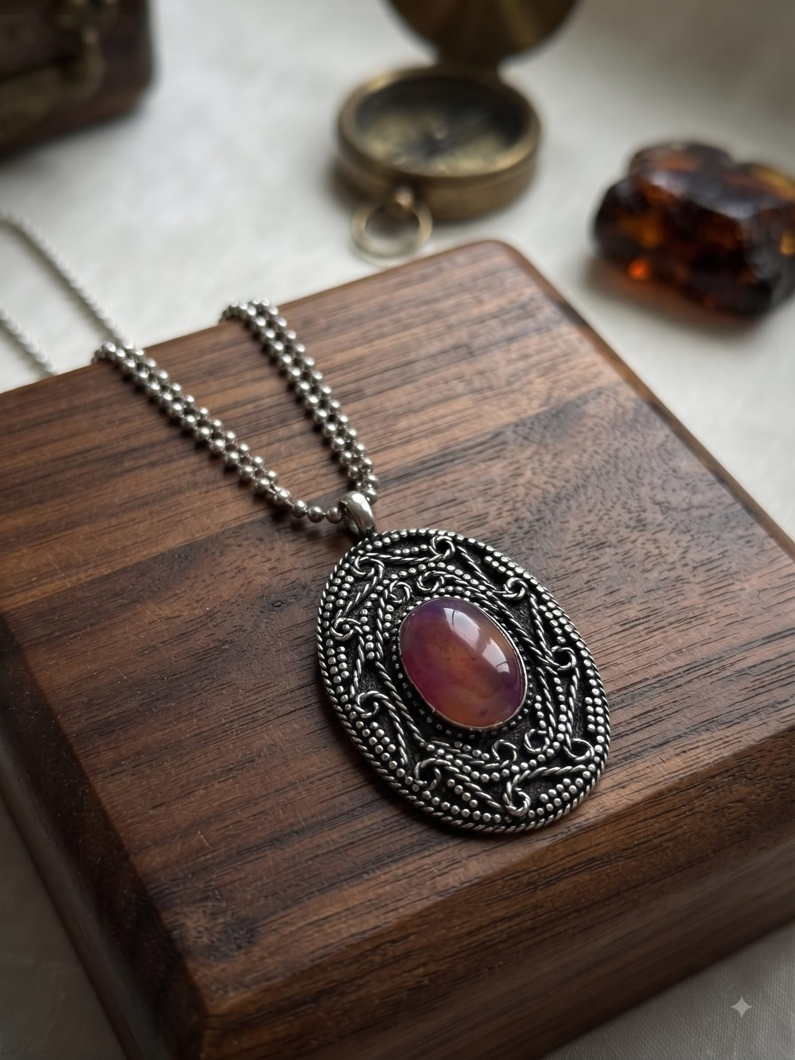 Zevaara Antique Dusky Rose Stone Necklace