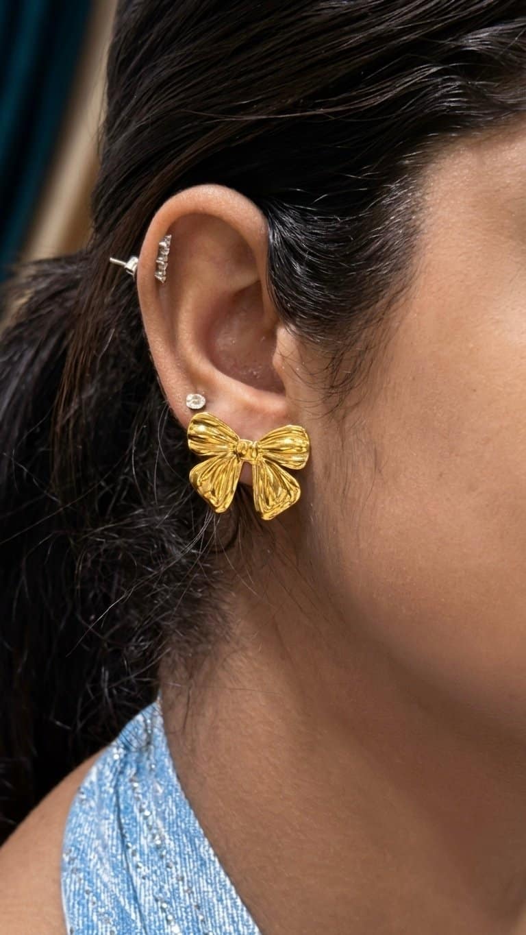 Golden bow earrings - Image 2