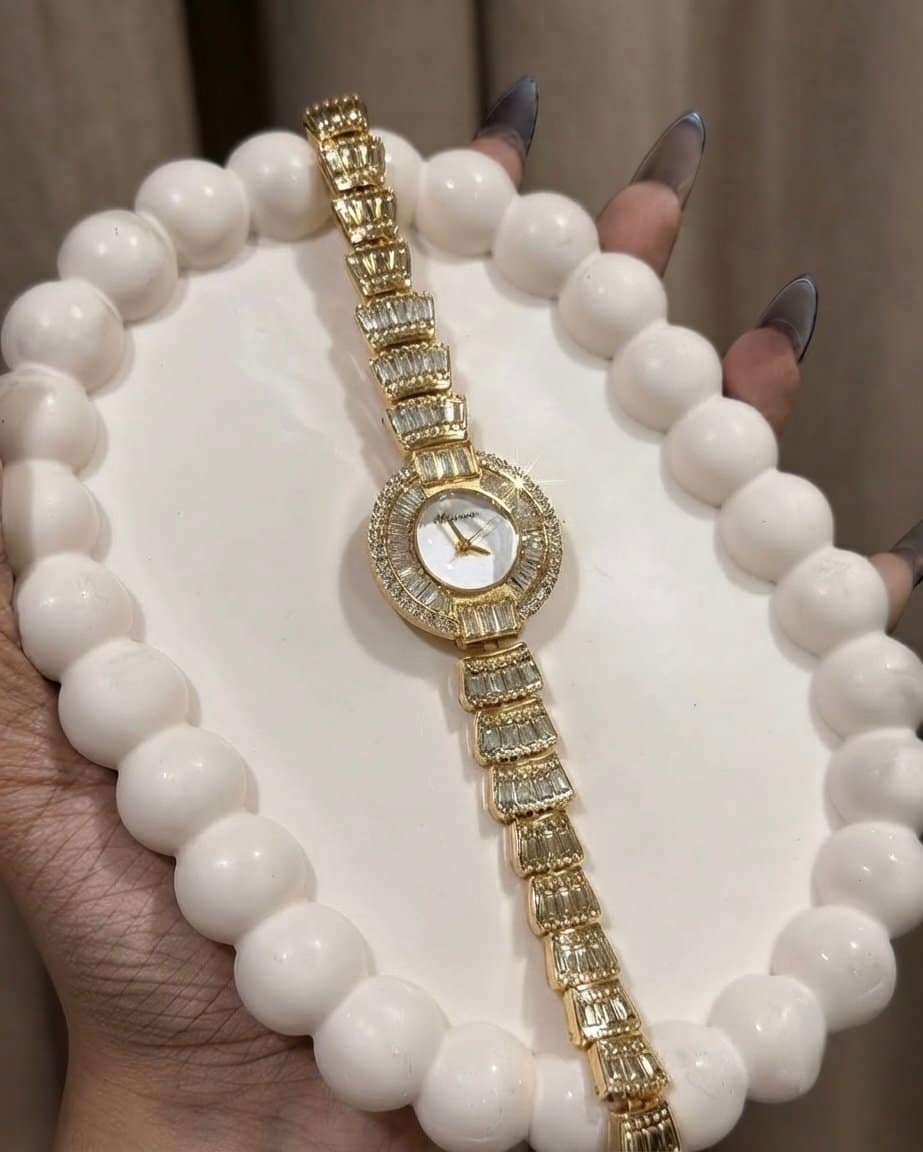 Noore Crystal Watch - Image 2