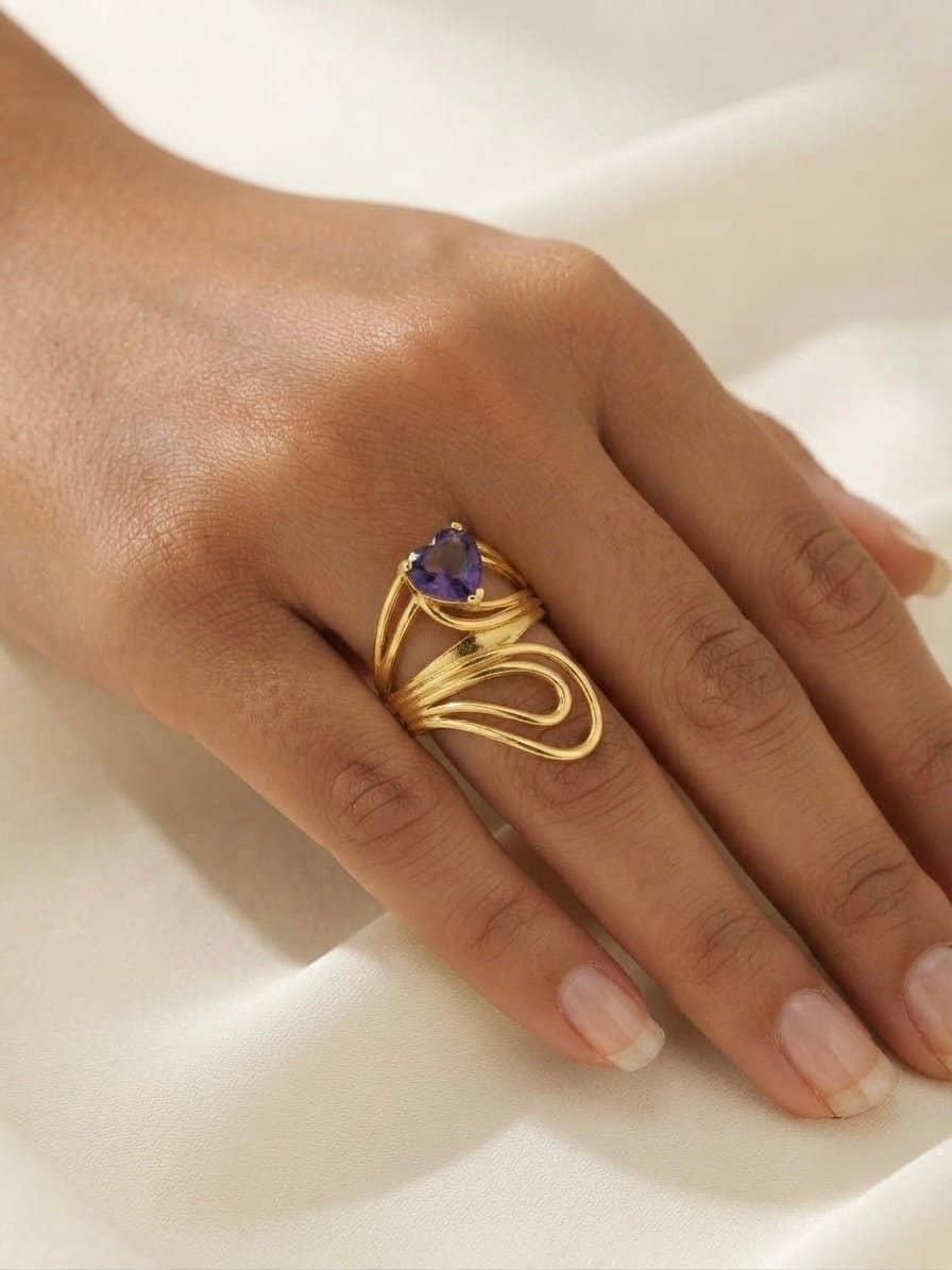 Velvet Heart Ring - Image 2